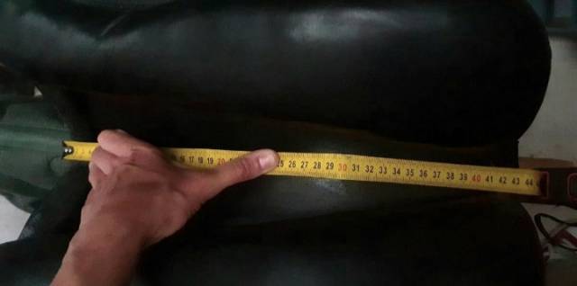 Selle en cuir noire taille 17,5