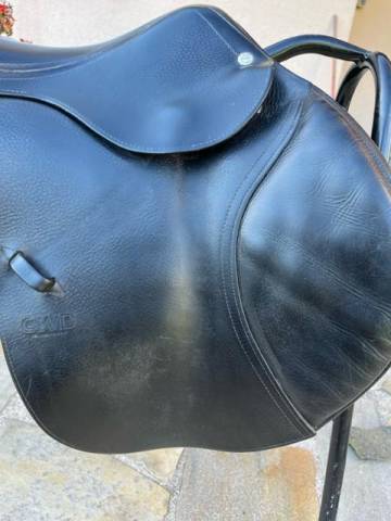 Selle CWD noir 17P 2C