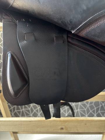 Selle CWD SE02   Taille 17,5   Quartier 2C