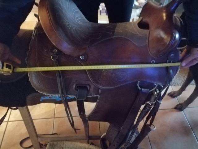 Selle western FQH 16 pouces 
