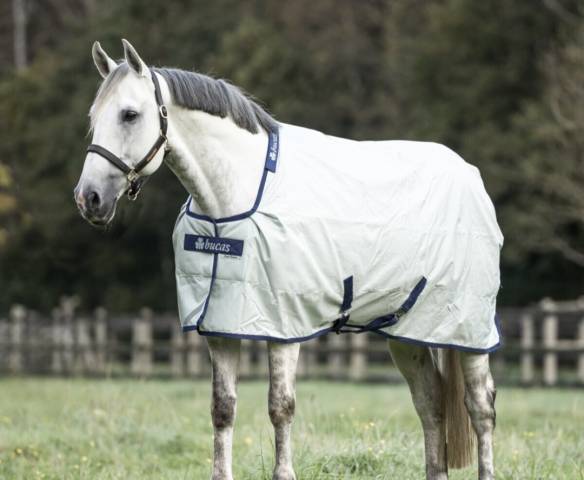 Couverture Bucas Power Turnout Light Bigneck