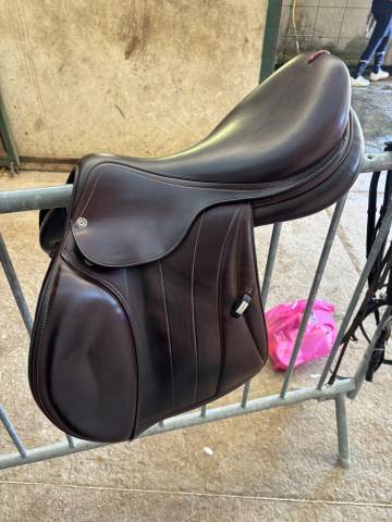 Selle Equipe EK27 2019 taille 18