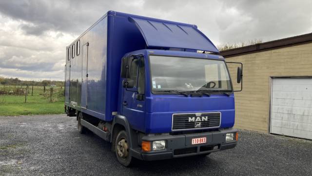 MAN - camion 4 chevaux