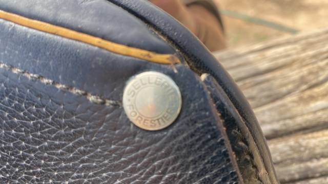 Selle forestier  mixte 17,5 pouces,