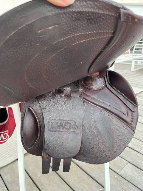 Selle CWD CLASSIC 17,5 doublé veau 