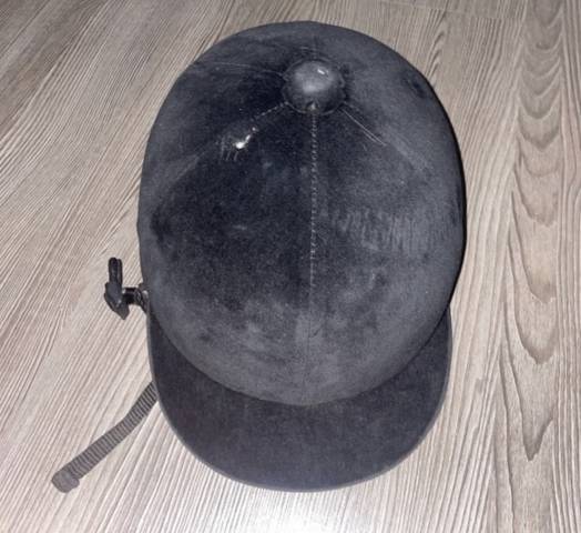 Bombe d’équitation taille 52