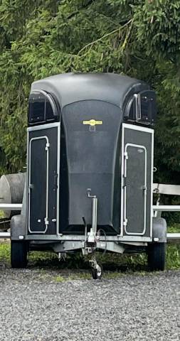 Van HUMBAUR Balios AERO - 2 chevaux