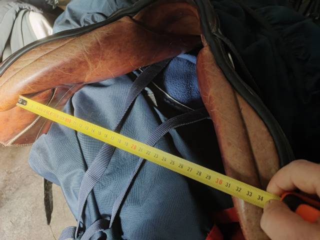 selle FORESTIER mod&egrave;le DIANE 17 pouces