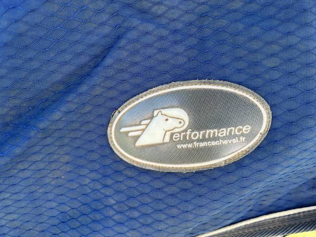 Couverture Performance taille 125 400g 840 denier