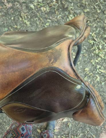 Selle Devoucoux 17,5 pouces