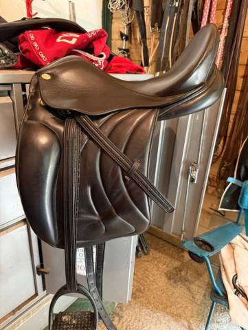Selle dressage Éric Thomas 