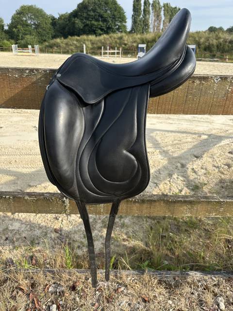 Selle Antares Cadence 17“