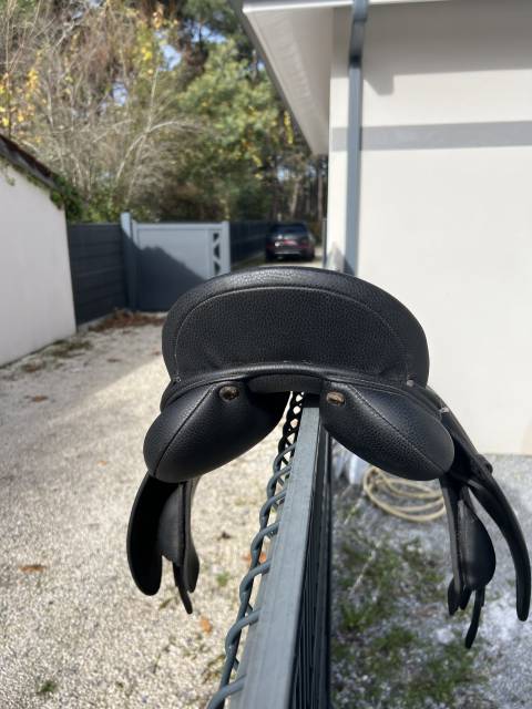 Selle norton pro mixte noire 16&rsquo;