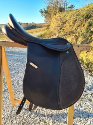 Selle synthétique Éric Thomas