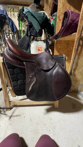 Selle Antares connexion