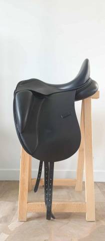 Selle de dressage Zaldi 17,5"