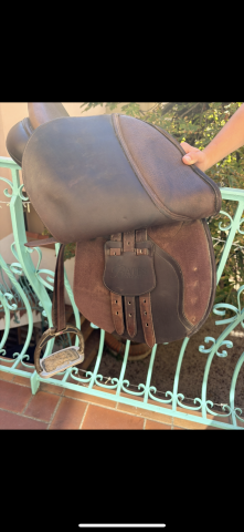 Selle d’Équitation Bates