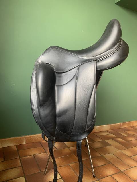 Selle dressage forestier aachen 17’5