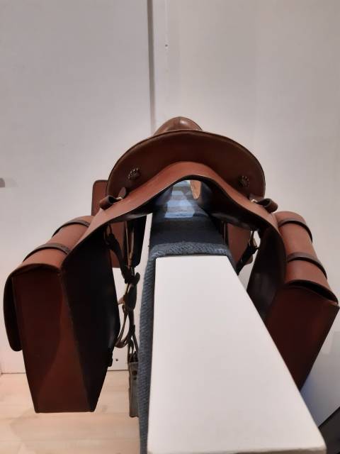 Selle MC lellan avec équipements 