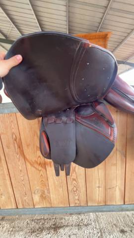 Selle d’occasion bon état CWD
