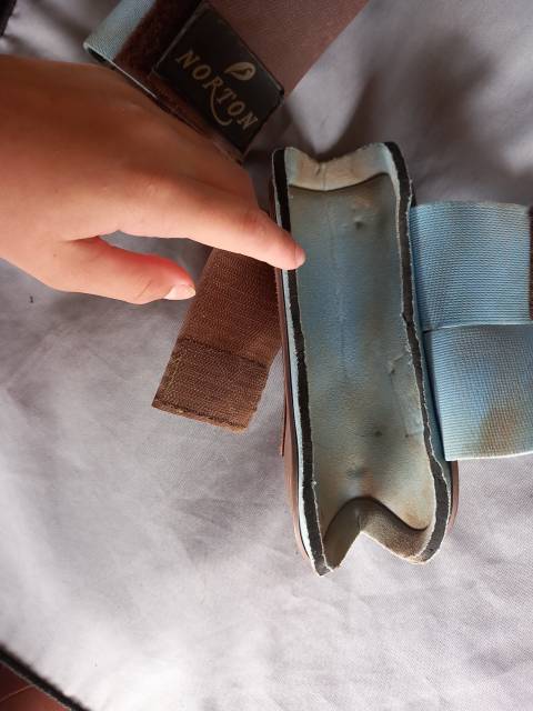 Guettre norton (bleu ciel et marron ) taille shetland 