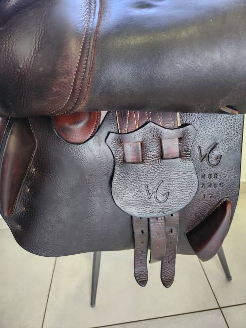 Selle obstacle 17 pouces Vincent Gaffet