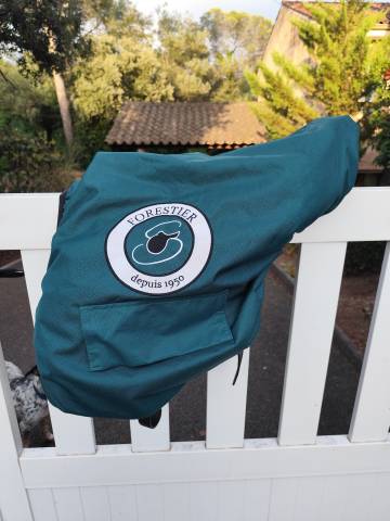 Vends Selle FORESTIER Modèle Segonzac  17''