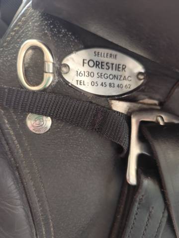 Vends Selle FORESTIER Modèle Segonzac  17''