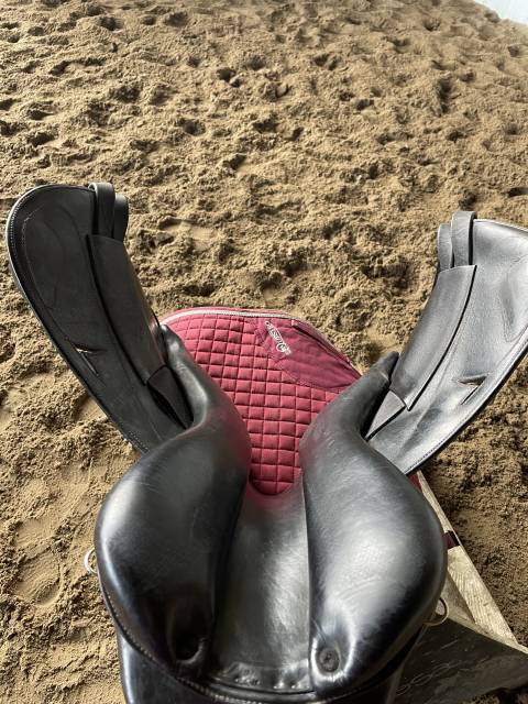 Selle Darroze mono quartier en 17 pouces