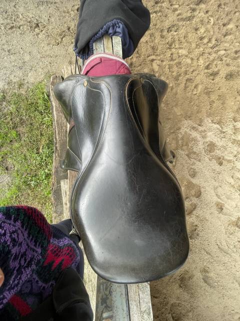 Selle Darroze mono quartier en 17 pouces