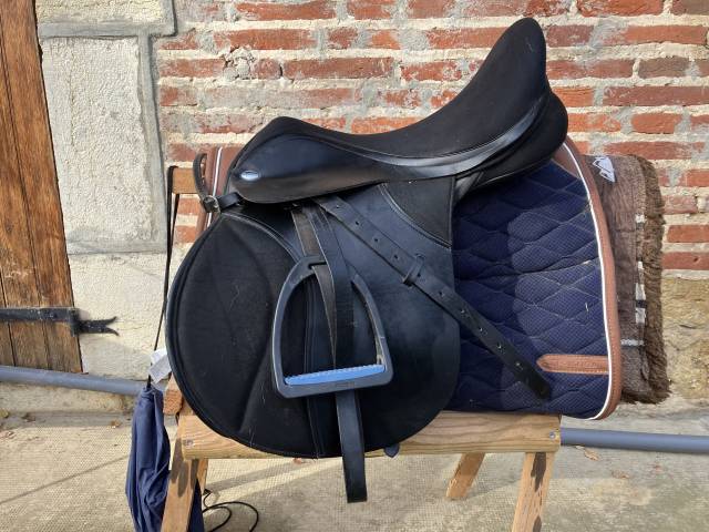 Selle thorowgood t4 compact GP 17,5 pouces 