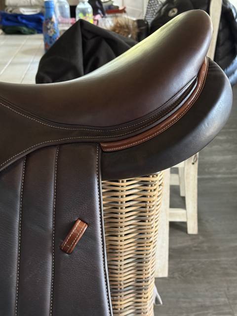 Selle Forrestier Séoul taille 17,5