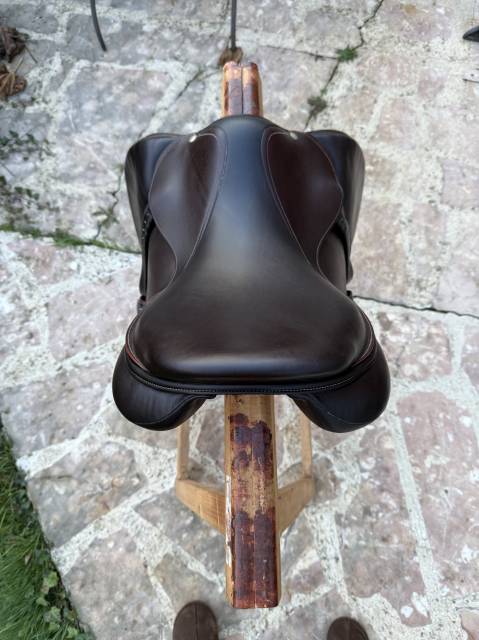 À vendre selle CSO DEVOUCOUX BIARRITZ O