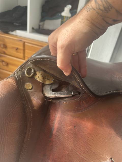 Selle Eric Thomas 17,5 pouces 