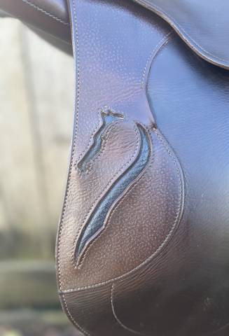 Selle Antarès Connexion - 17,5 pouces 