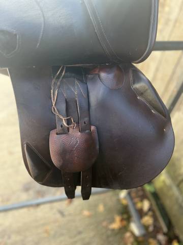 Selle Antarès Connexion - 17,5 pouces 