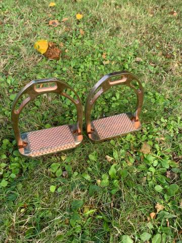 Selle mixte taille : 17,5 pouces 