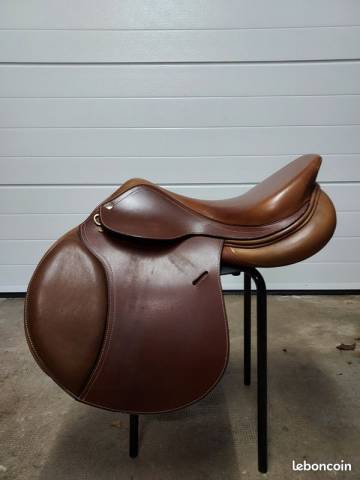 Selle Eric Thomas New Hybrid Jump 17,5