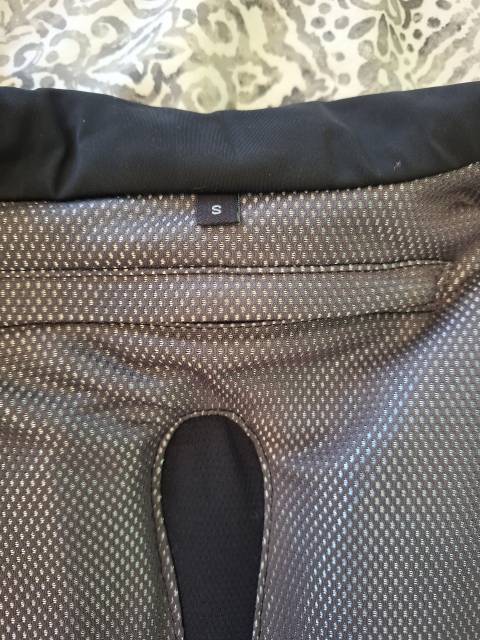 Gilet airbag Equitheme taille S excellent état 