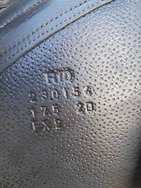 Selle d'obstacle Rebelle, taille 17.5 de 2023.