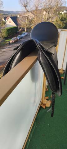 Selle dressage Éric thomas synthétique 17,5 