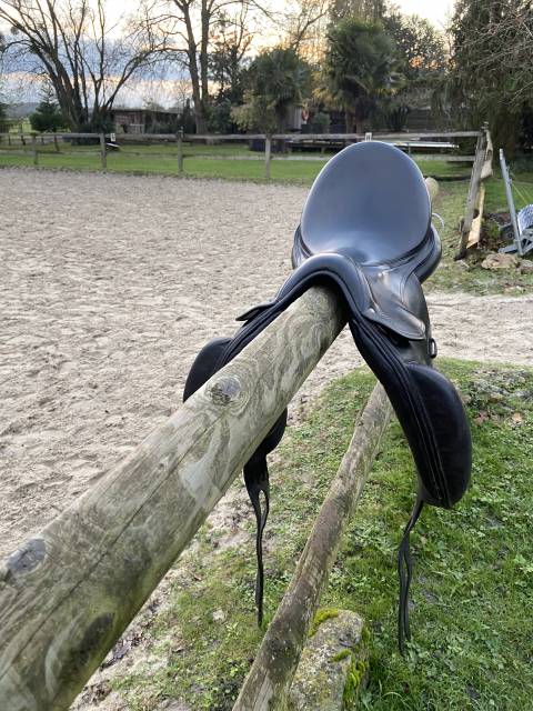Selle de Dressage FORESTIER