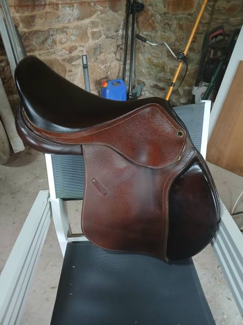 Selle mixte 17,5 pouces 
