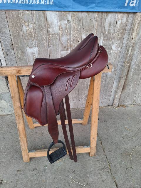 Selle Devoucoux Korrika Lab 