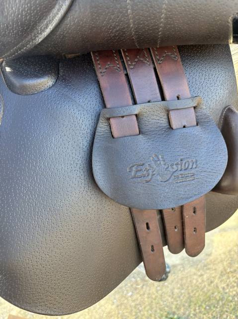 Selle d’obstacle Équipe Expression 17,5´´ 