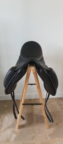 Selle Zaldi dressage 17.5