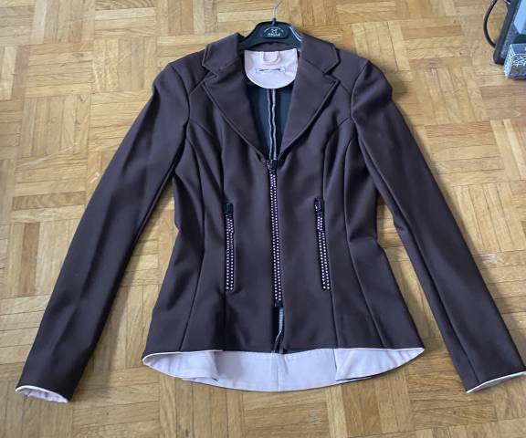 Veste de concours deserata