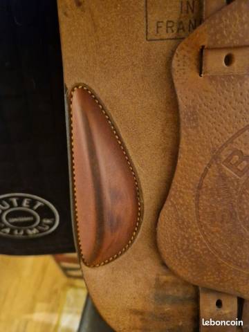 Selle butet 17 pouce semi plate