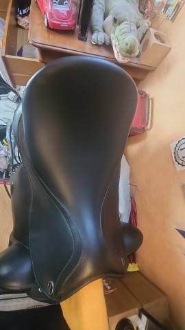 Selle dressage Platinium X time rider taille 17
