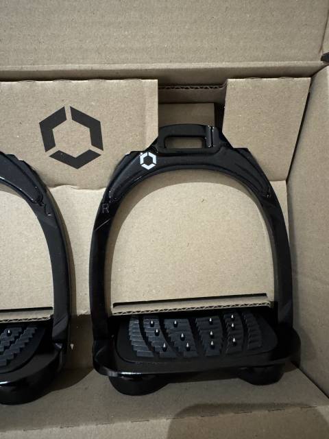 Étrier flex on aluminium 